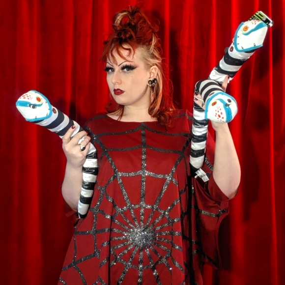 Hot Topic exclusive Beetlejuice Sandworm plushies (3) - sold separately